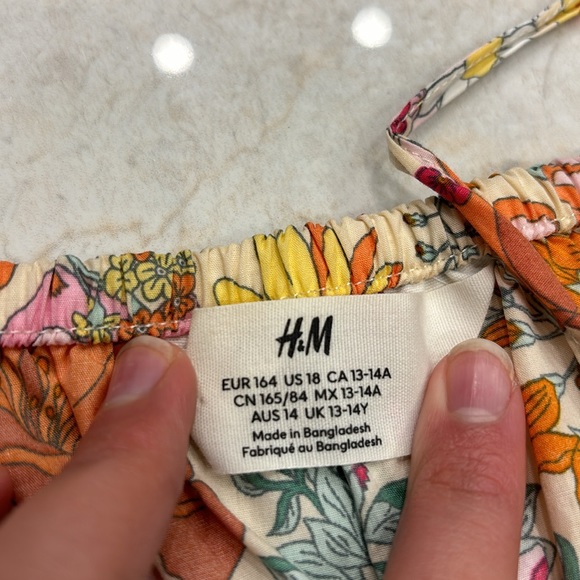 Girls H&M Flower Dress - Size US 18 - Picture 3 of 5